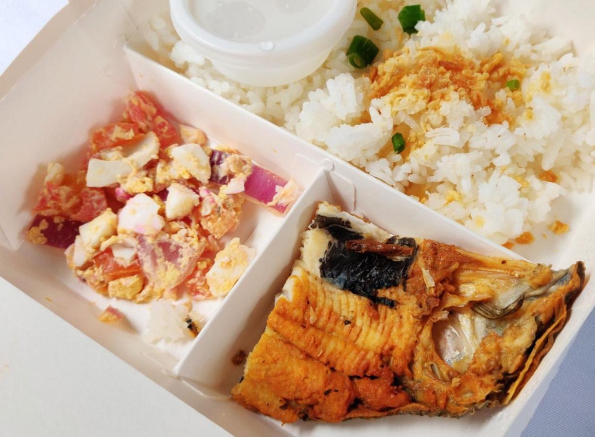 Reddoorz Premium Near Greenbelt Makati - Vaccinated Staff Makati City Eksteriør bilde