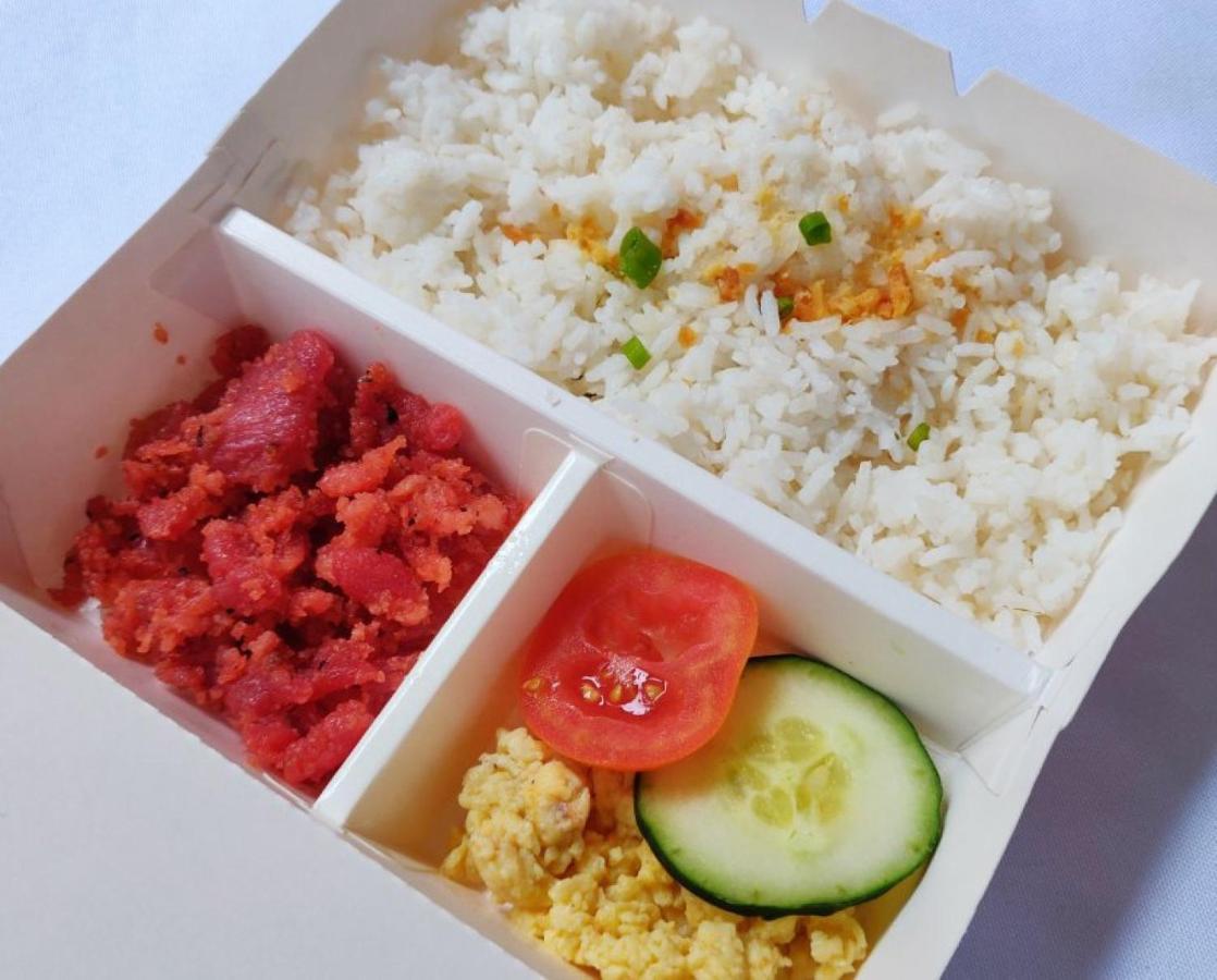 Reddoorz Premium Near Greenbelt Makati - Vaccinated Staff Makati City Eksteriør bilde