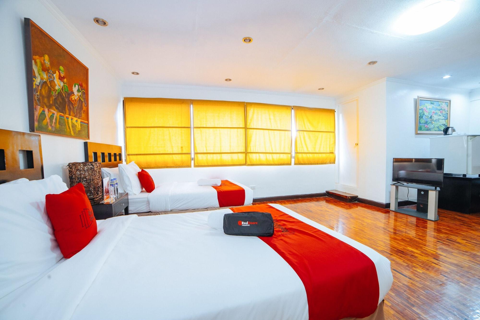 Reddoorz Premium Near Greenbelt Makati - Vaccinated Staff Makati City Eksteriør bilde